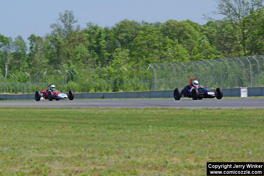 Jon Belanger's Autodynamics Mk. V Formula Vee and Jim Gaffney's RCA Formula Vee