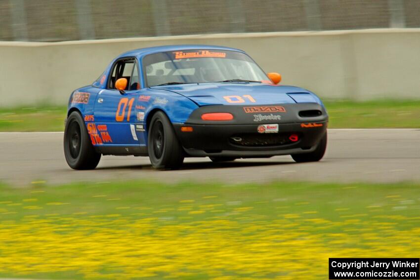 Gordon Kuhnley's Spec Miata Mazda Miata