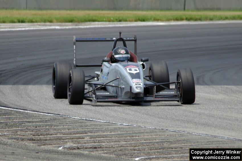 Max Hanratty's Van Diemen Élan DP08