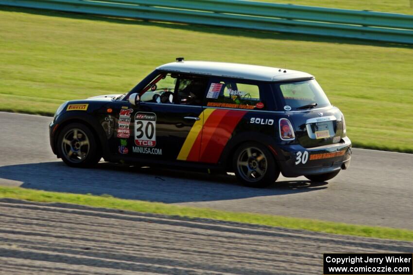 Travis Washay's MINI Cooper