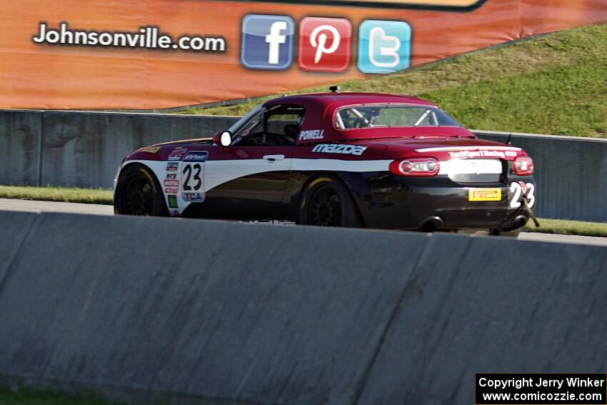 Eric Powell's Mazda MX-5 Cup