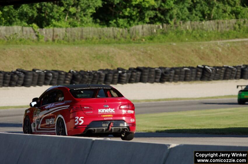 Kris Wright's Kia Forte Koup