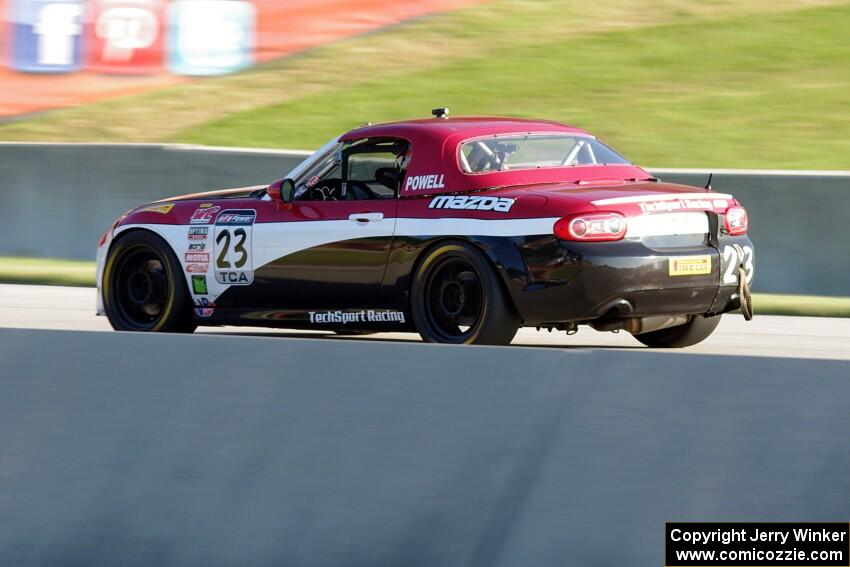 Eric Powell's Mazda MX-5 Cup