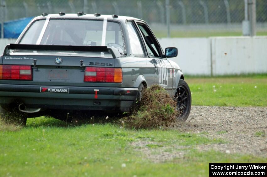 Team Endurance BMW 325is goes off at turn 12.