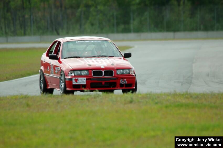 Ambitious But Rubbish Racing BMW 325