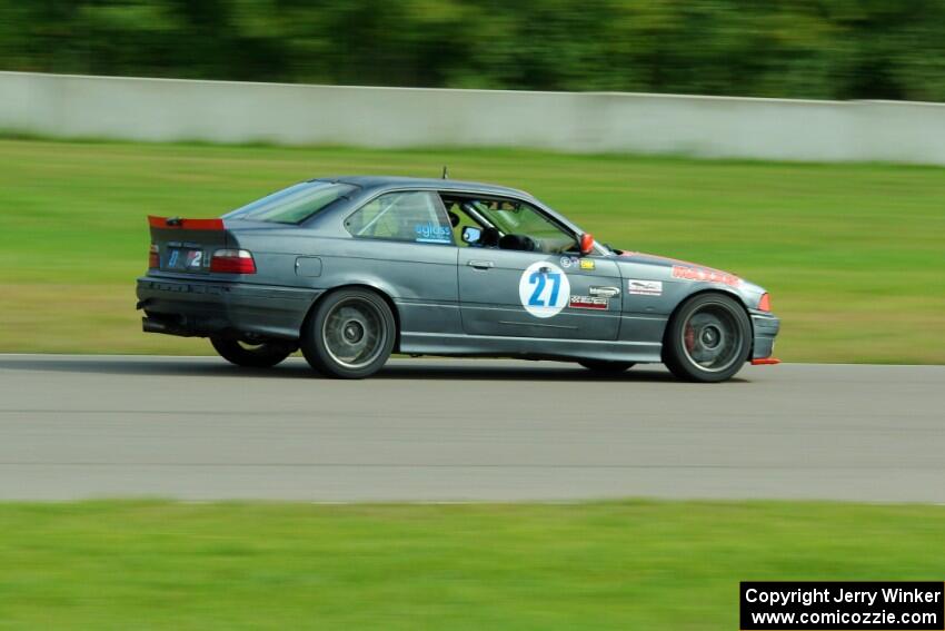 North Loop Motorsports BMW 323is