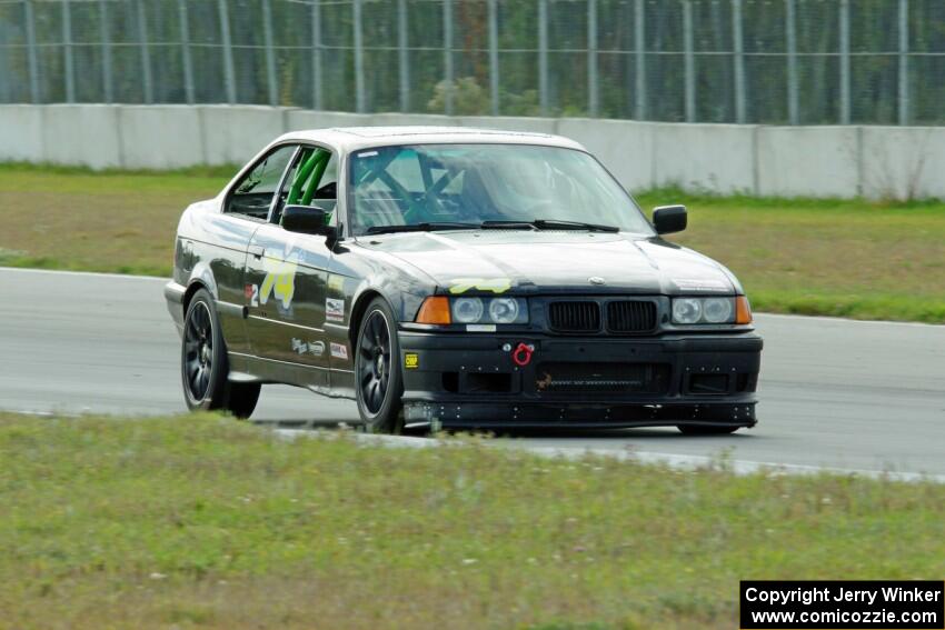 Noobman Racing BMW 325is