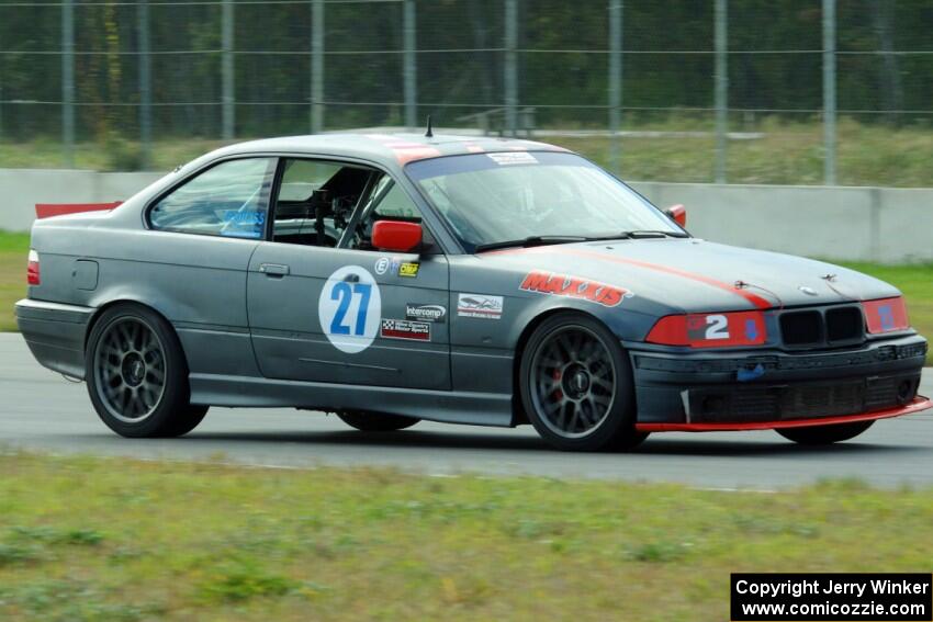 North Loop Motorsports BMW 323is