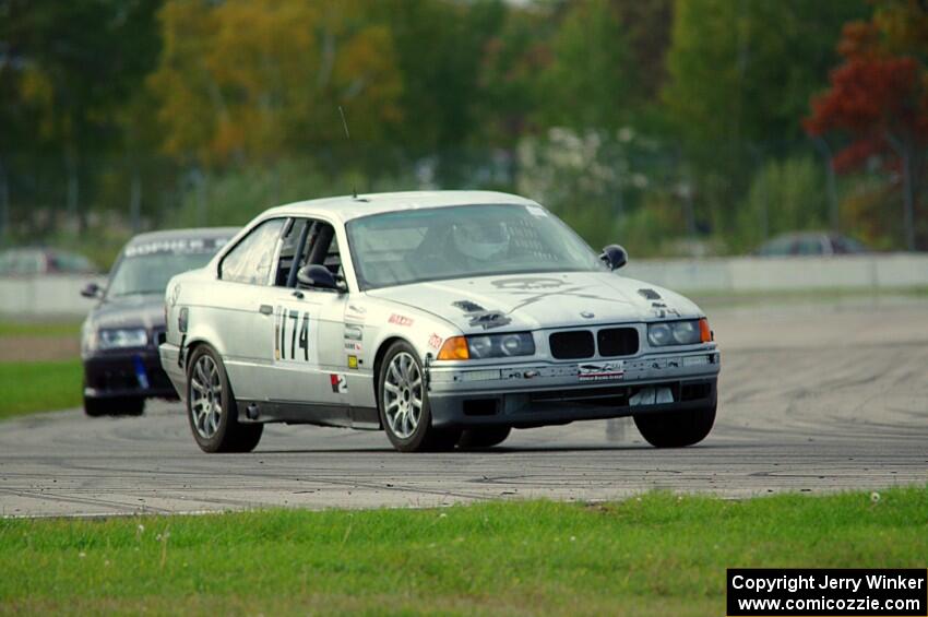 Beat the Devil Racing BMW 325is