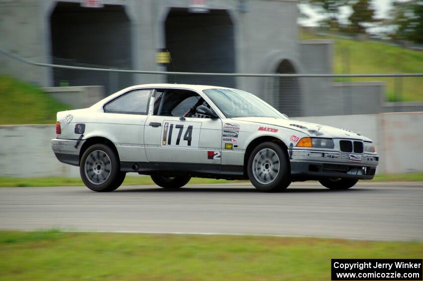 Beat the Devil Racing BMW 325is