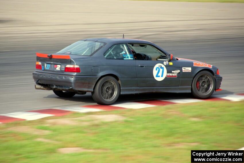 North Loop Motorsports BMW 323is