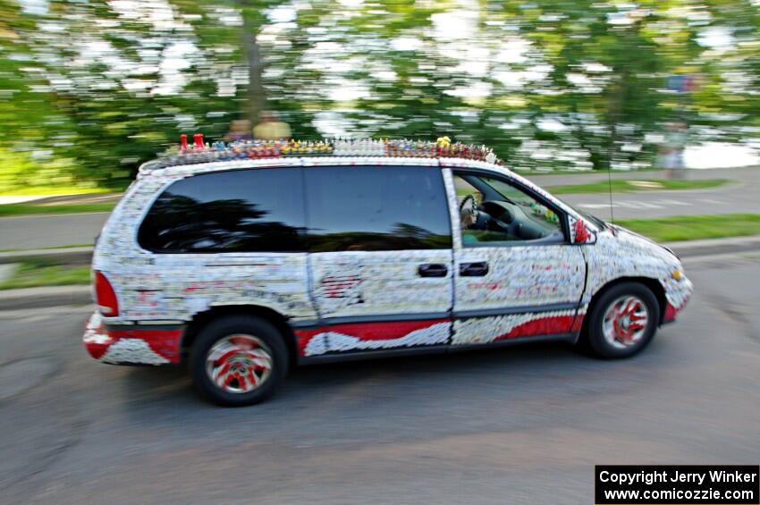 ArtCar 4 - Dodge Caravan