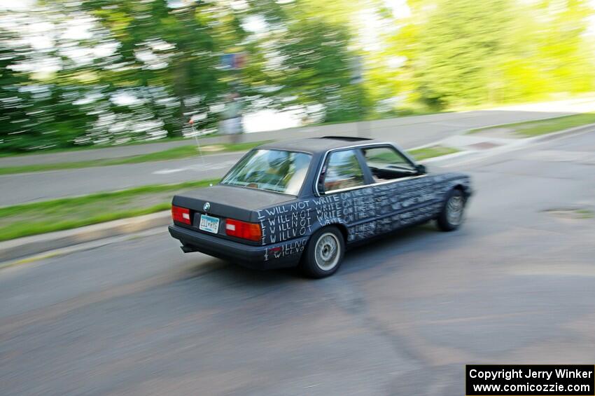 ArtCar 14 - BMW 325