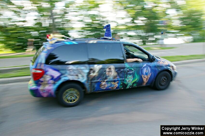 ArtCar 16 - Dodge Caravan