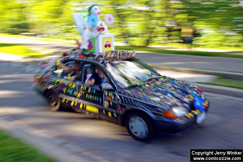 ArtCar 19 - Toyota Corolla