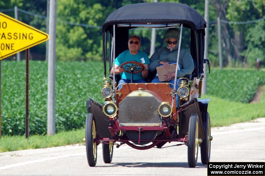 Mark Desch's 1905 Stevens Duryea R