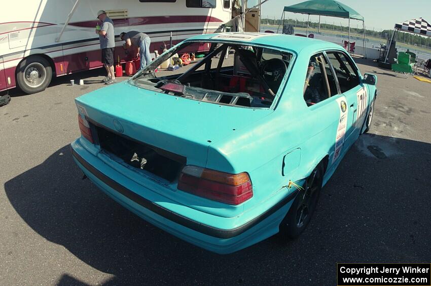 Agent P's Aqua Velvet 3-Series BMW 325