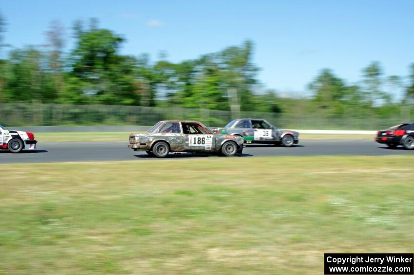 Chump Faces BMW 325is and Crank Yankers Racing BMW 325i