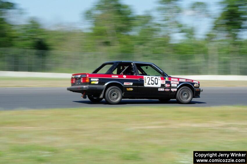 Locked Out Racing BMW 325is