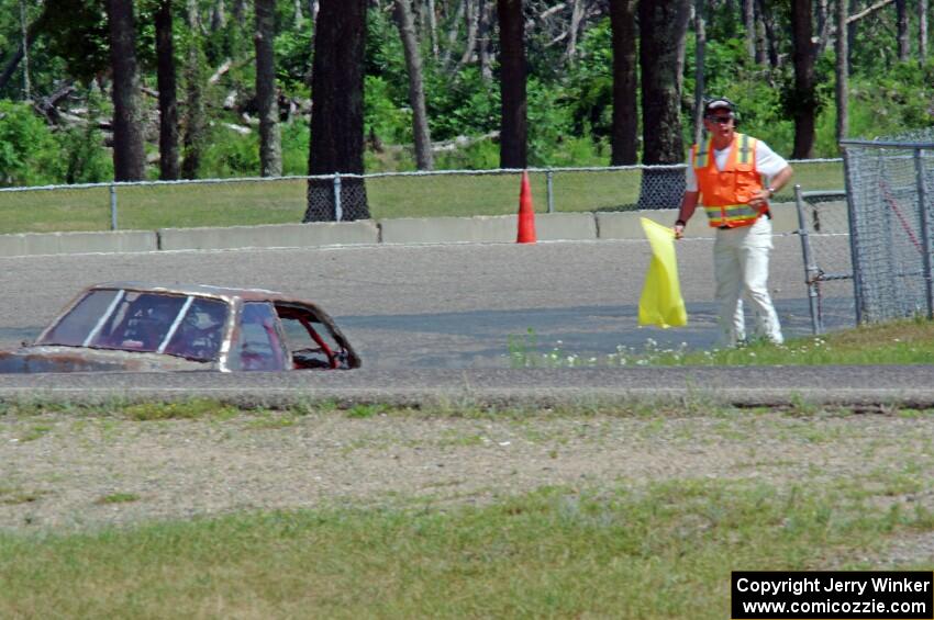 Crank Yankers Racing BMW 325i stalls at turn 10.