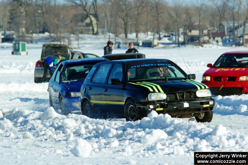 Mark Olson's VW Golf, Frank Giegler / Mark Utecht Honda Civic and Pete Weber / Ian Forte Nissan Sentra Spec V