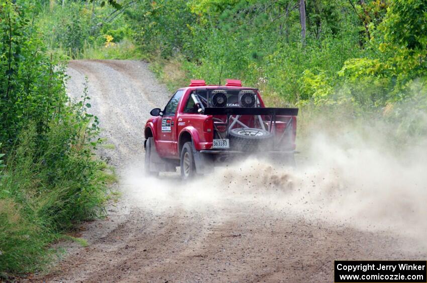 Jim Cox / Scott Parrott Chevy S-10 at a sharp left on SS3, Steamboat I.