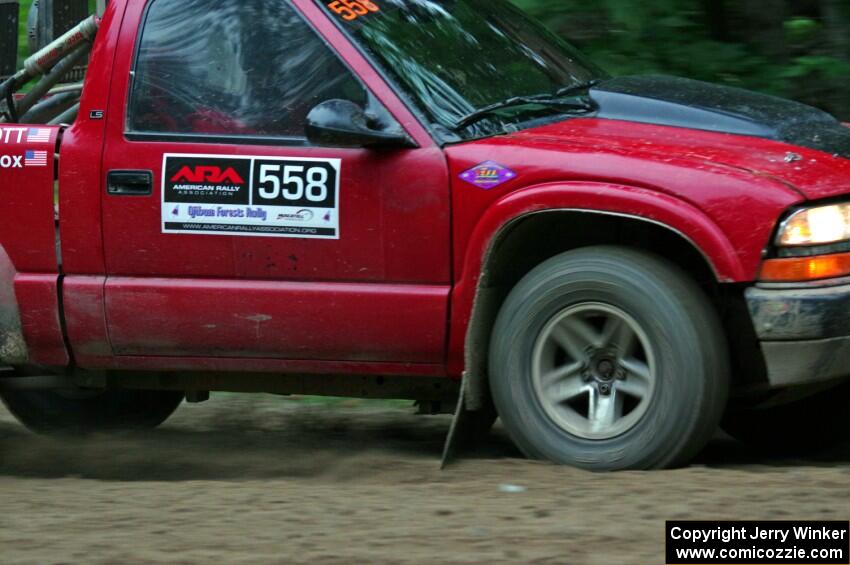 Jim Cox / Scott Parrott Chevy S-10 at a sharp left on SS6, Steamboat II.