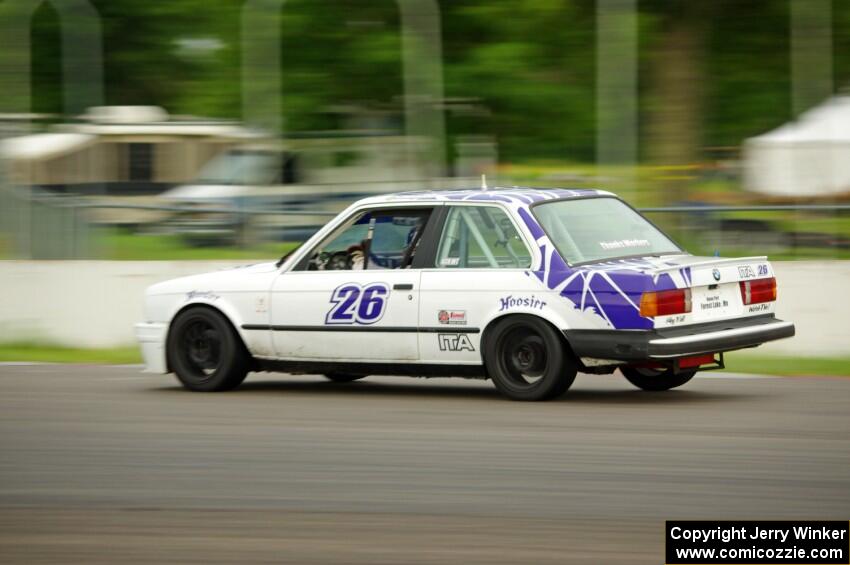 Mike Campbell's ITA BMW 325is