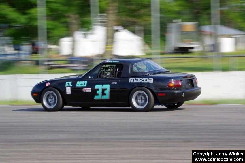 Cody Lindman's STL Mazda Miata