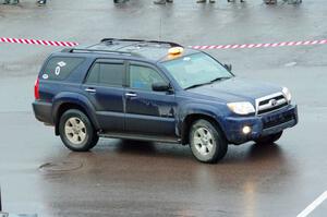 A Toyota 4Runner does a pre-check of SS15, Lakeshore Drive.