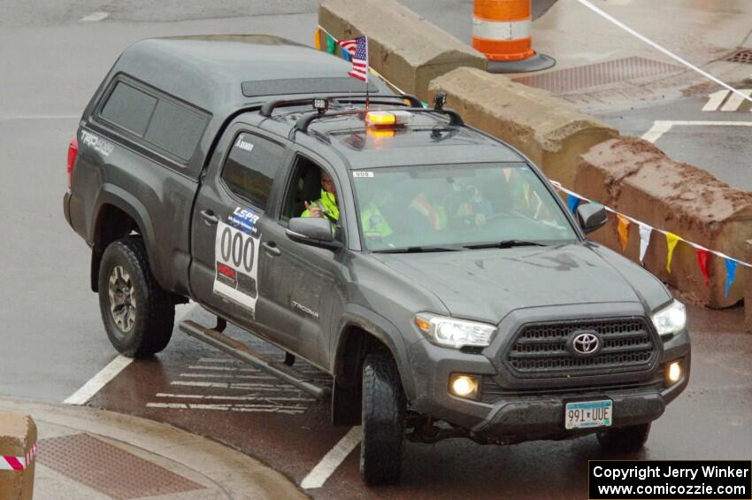 Car 000, a Toyota Tacoma truck, on SS15 (Lakeshore Drive).