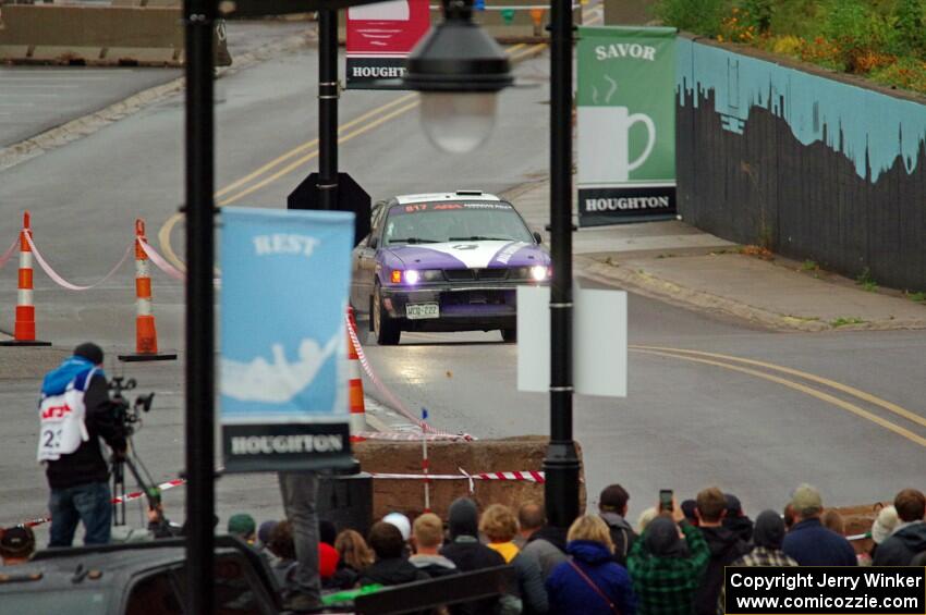 Michael Miller / Angelica Miller Mitsubishi Galant VR-4 on SS15, Lakeshore Drive.