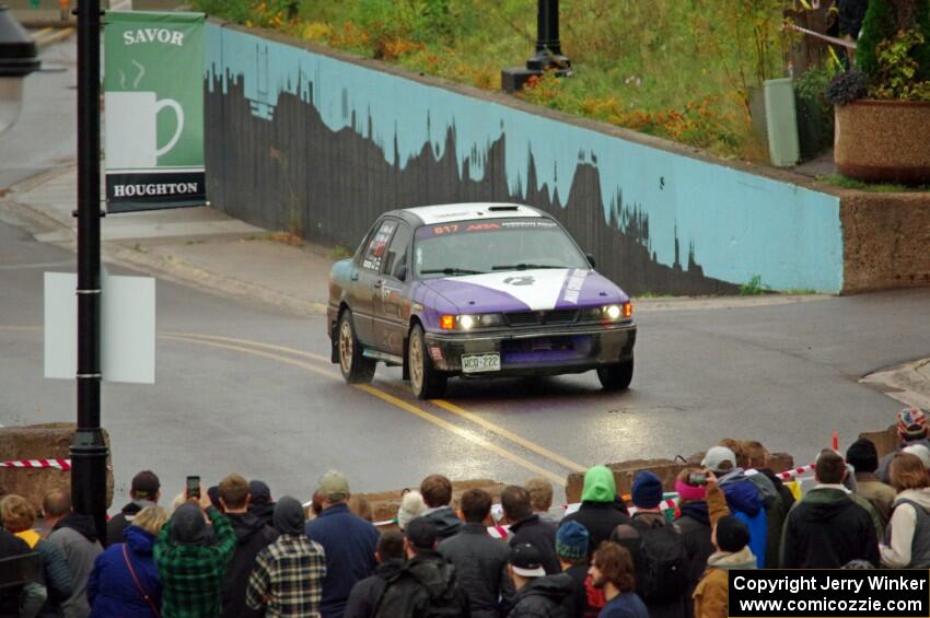 Michael Miller / Angelica Miller Mitsubishi Galant VR-4 on SS15, Lakeshore Drive.