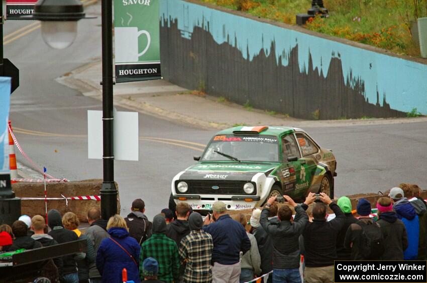 Seamus Burke / Martin Brady Ford Escort Mk. II on SS15, Lakeshore Drive.