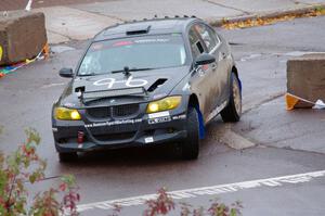 George Hammerbeck / Lewis May BMW 335xi on SS15, Lakeshore Drive.