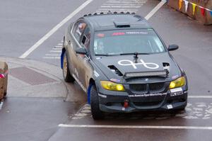 George Hammerbeck / Lewis May BMW 335xi on SS15, Lakeshore Drive.