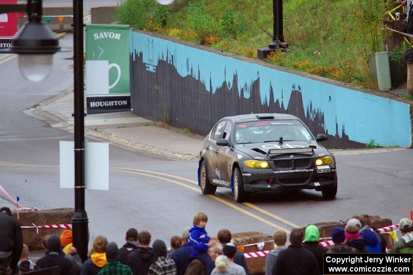 George Hammerbeck / Lewis May BMW 335xi on SS15, Lakeshore Drive.