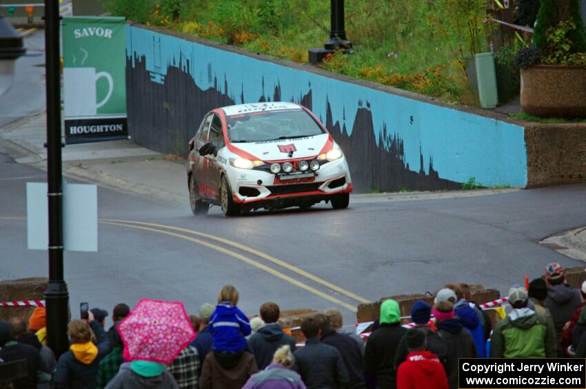 John Sharps / Gabriel Nieves Honda Fit on SS15, Lakeshore Drive.