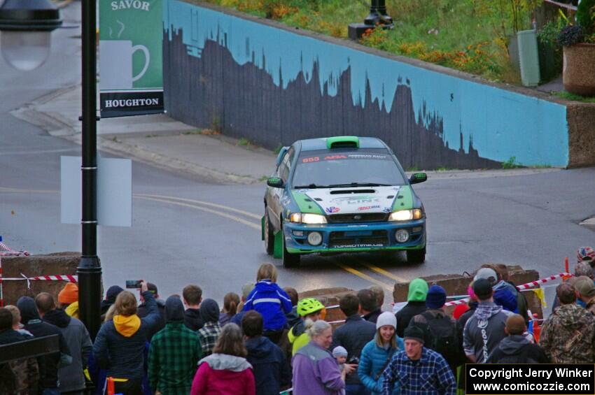 Amanda Skelly / Jason Grizaniuk Subaru Impreza on SS15, Lakeshore Drive.