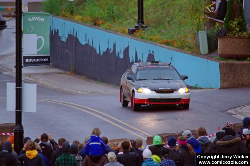 Jake Burke / Eric Schlee Honda Civic on SS15, Lakeshore Drive.