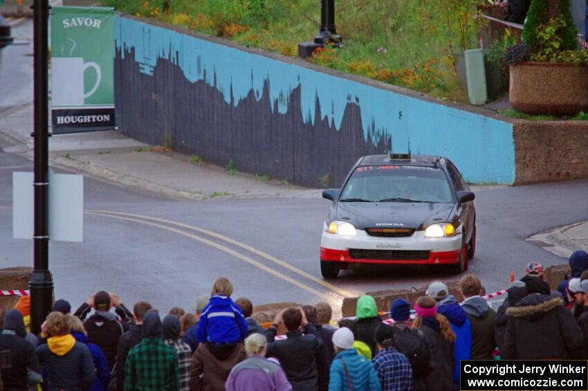 Jake Burke / Eric Schlee Honda Civic on SS15, Lakeshore Drive.