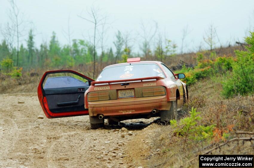 Al Dantes, Jr. / Brandon Snyder Mazda RX-7 LS pulls off-course to repair faulty wipers on SS1, J5 North I.