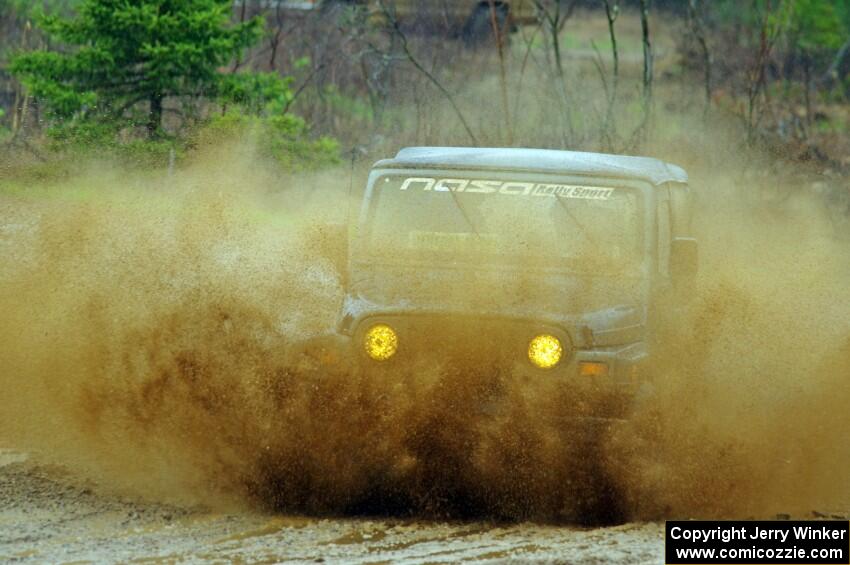 Marcel Ciascai's Jeep sweeps SS1, J5 North I.