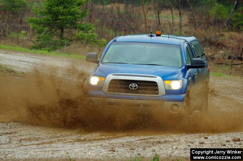 A Toyota Tacoma sweeps SS1, J5 North I.