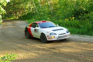 Josh Smith / Drake Hughes Mazda MX-3 limps through SS4, Steamboat II, before running out of fuel.