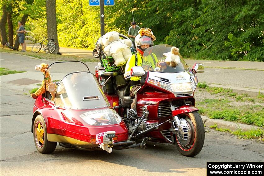 ArtCar 6 - Motorcycle with sidecar