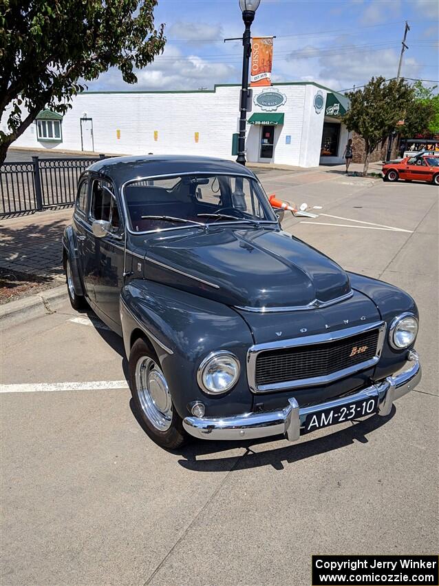 Volvo P544