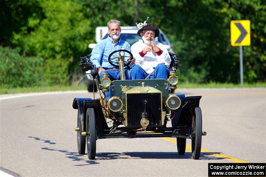 Bruce van Sloun's 1907 Ford