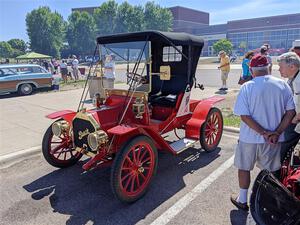 Walter Burton's 1910 Buick