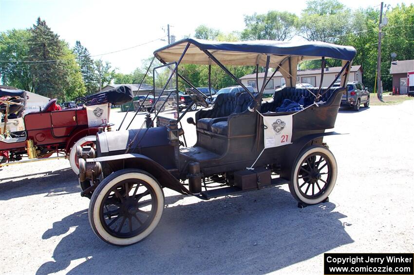 Archie Wolfhart's 1910 Auburn